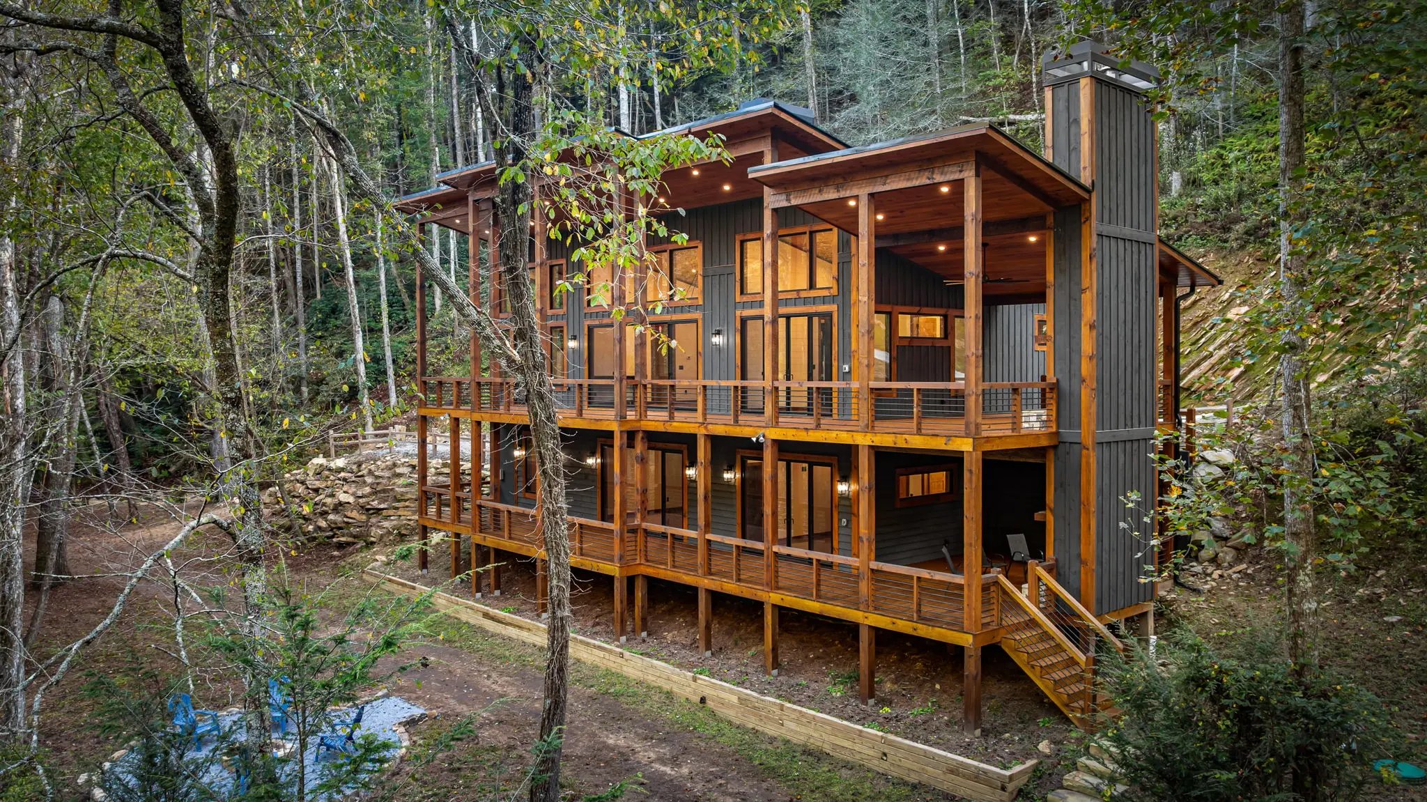 You'll want to print this as a postcard to send during your stay.
